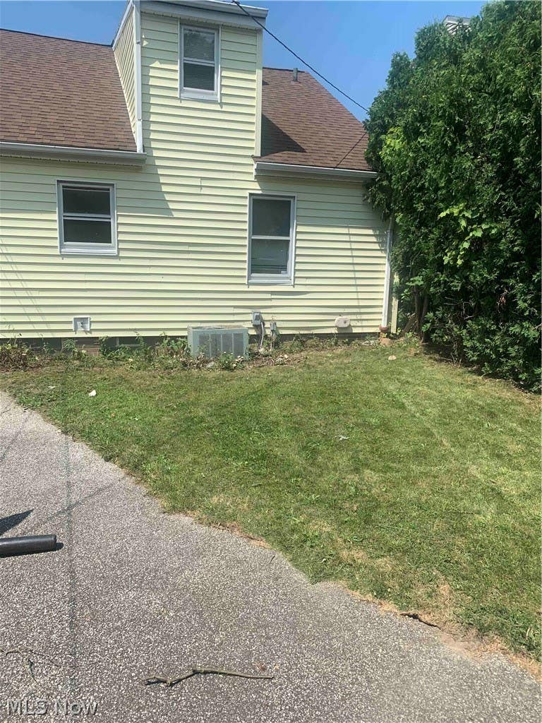 Photo of 16100 Scottsdale Boulevard, Shaker Heights, OH 44120 (MLS # 5226749)