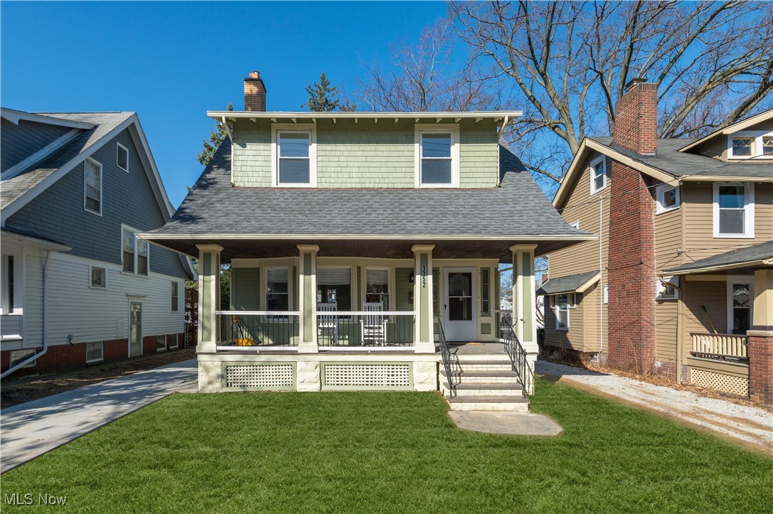 1352 Bonnieview Avenue, Lakewood, Ohio image 2