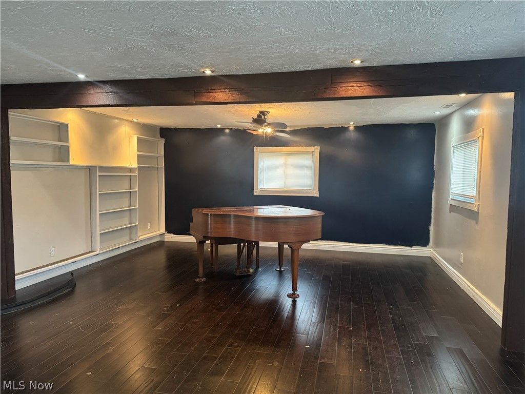 Photo of 3946 Dunton Road, Lorain, OH 44055 (MLS # 5199964)