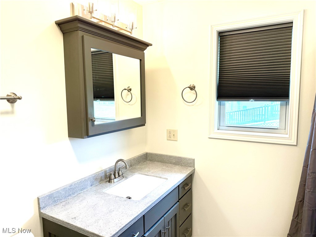 102 Maple Ave, Bethesda, Ohio image 19