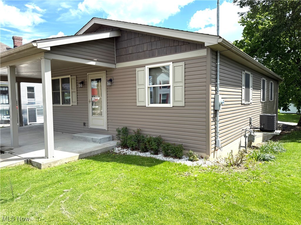 102 Maple Ave, Bethesda, Ohio image 42