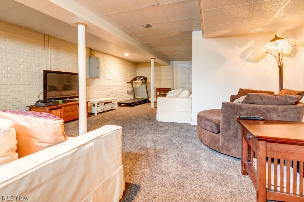 Hunt Club - Residential