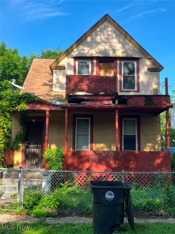 Attention investors and rehab enthusiasts! This Cleveland duplex offers solid potential with two spacious units, each featuring 2 bedrooms and 1 bathroom. The property needs a full renovation but provides a great opportunity to add value and customize to your specifications. Ideal for a fix-and-flip, rental portfolio addition, or owner-occupant investment. Conveniently located near schools, parks, and commuter routes. Bring your vision and make this property shine! No Wholesalers.