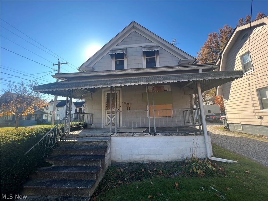 Are you looking for a great first-time investment property or a great rental property you can fix up? Look no further! This two-bedroom one-bathroom colonial is a great start. The home has been primed and is ready to paint. It needs some finishing touches including a kitchen and flooring and it's ready to go. The hot water tank and furnace have already been replaced. This could also be used as a college rental it is right down the street from Akron U.
