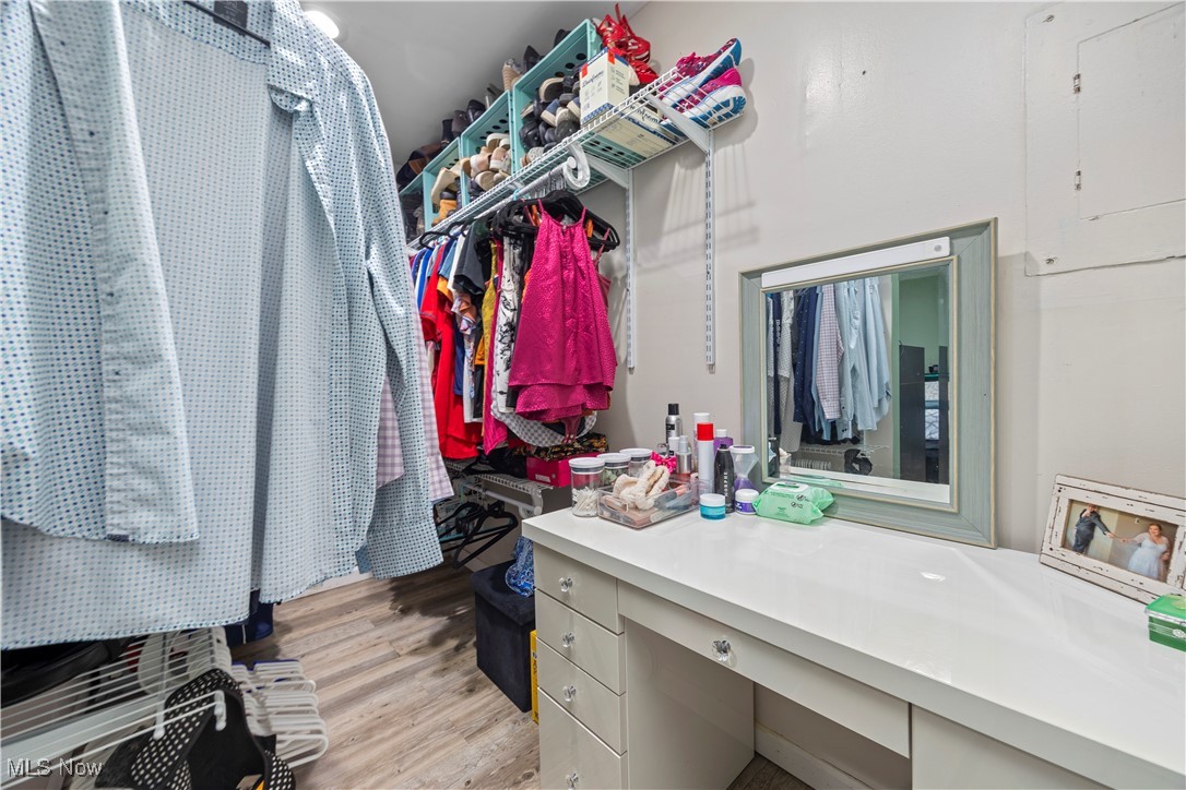 Knickerbocker - Residential