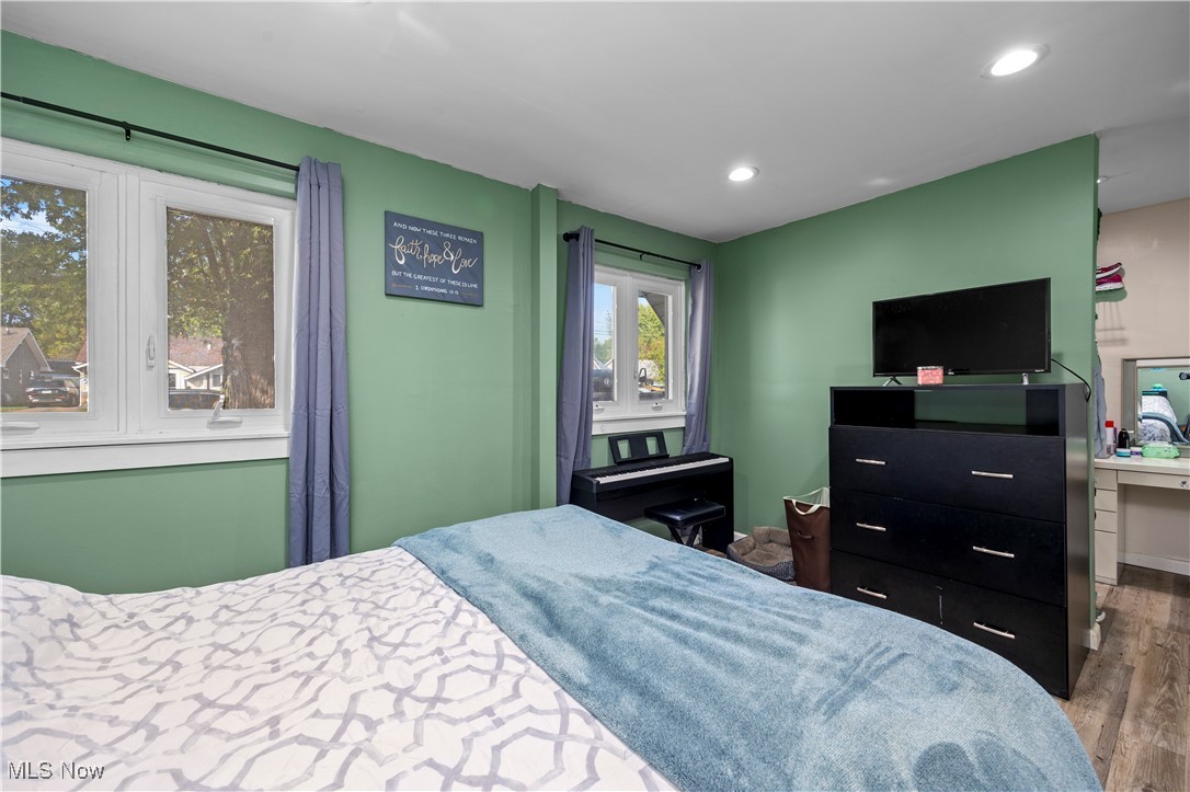 Knickerbocker - Residential