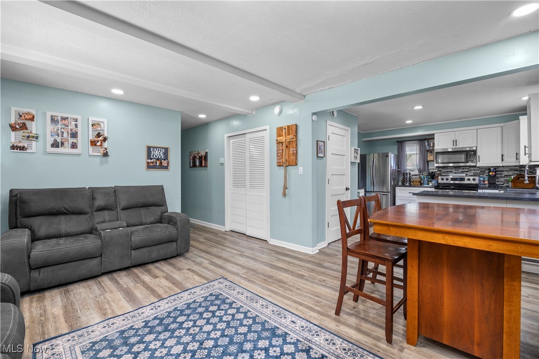 Knickerbocker - Residential