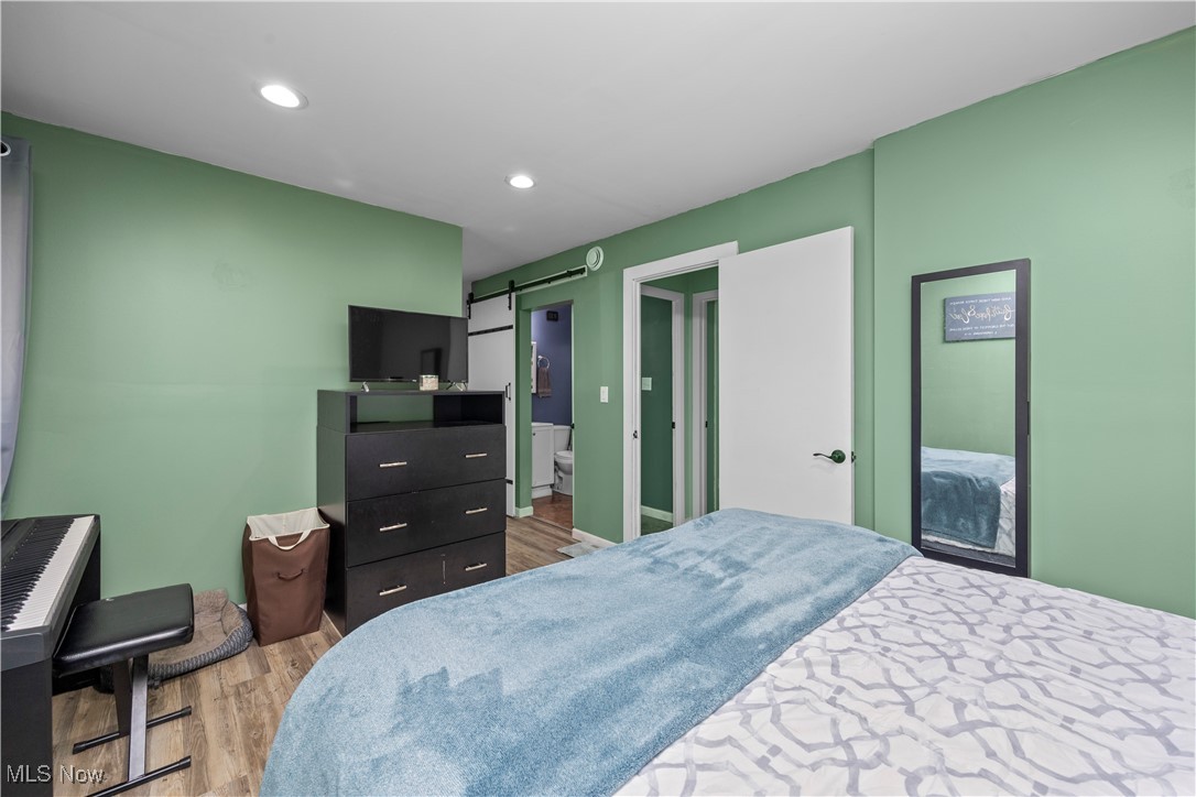 Knickerbocker - Residential