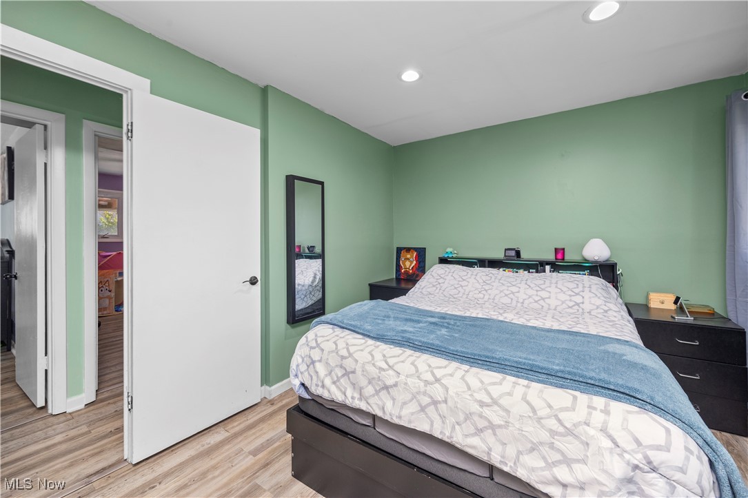 Knickerbocker - Residential