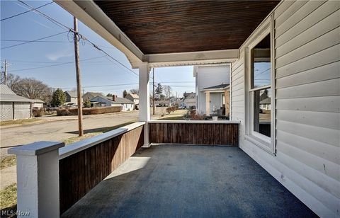 Tiny photo for 1126 Sherman Avenue, New Philadelphia, OH 44663 (MLS # 5190015)