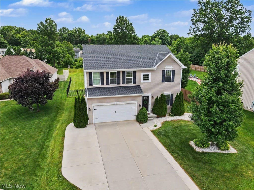 Photo of 4118 Pembroke Drive, Kent, OH 44240 (MLS # 5222850)