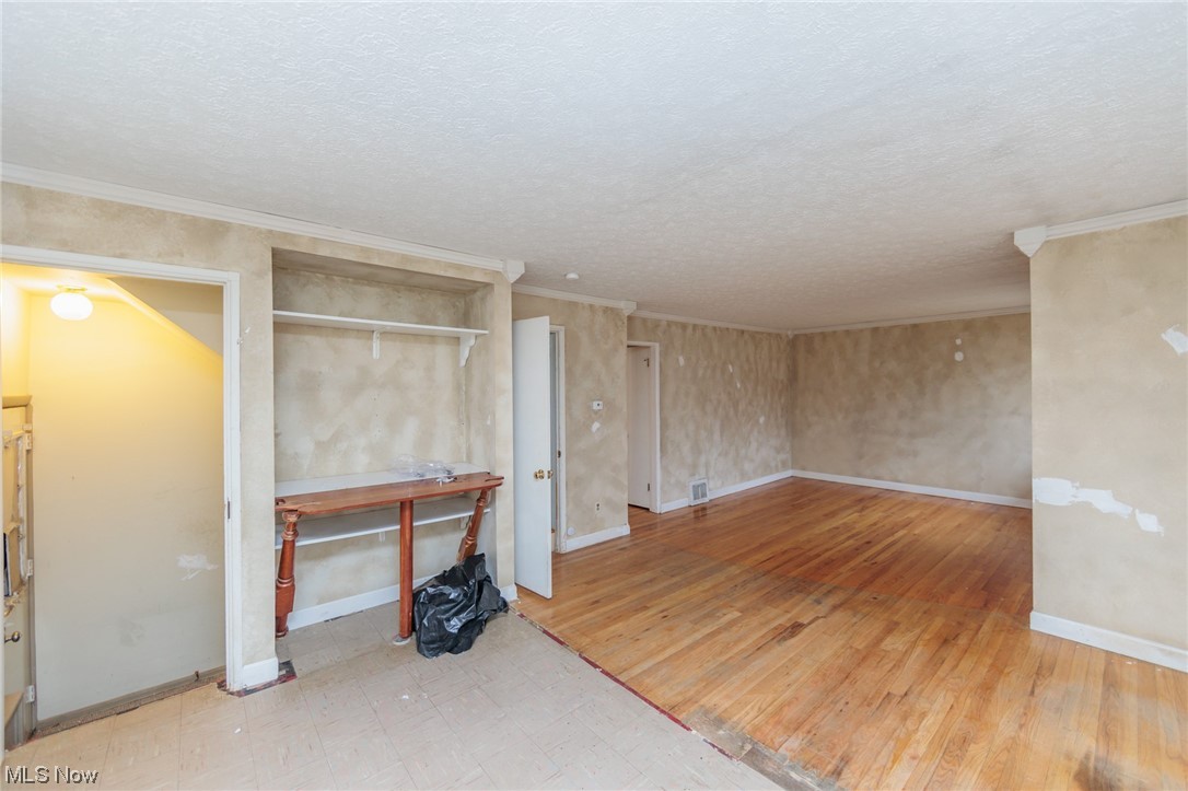 East Broad Heights - Residential