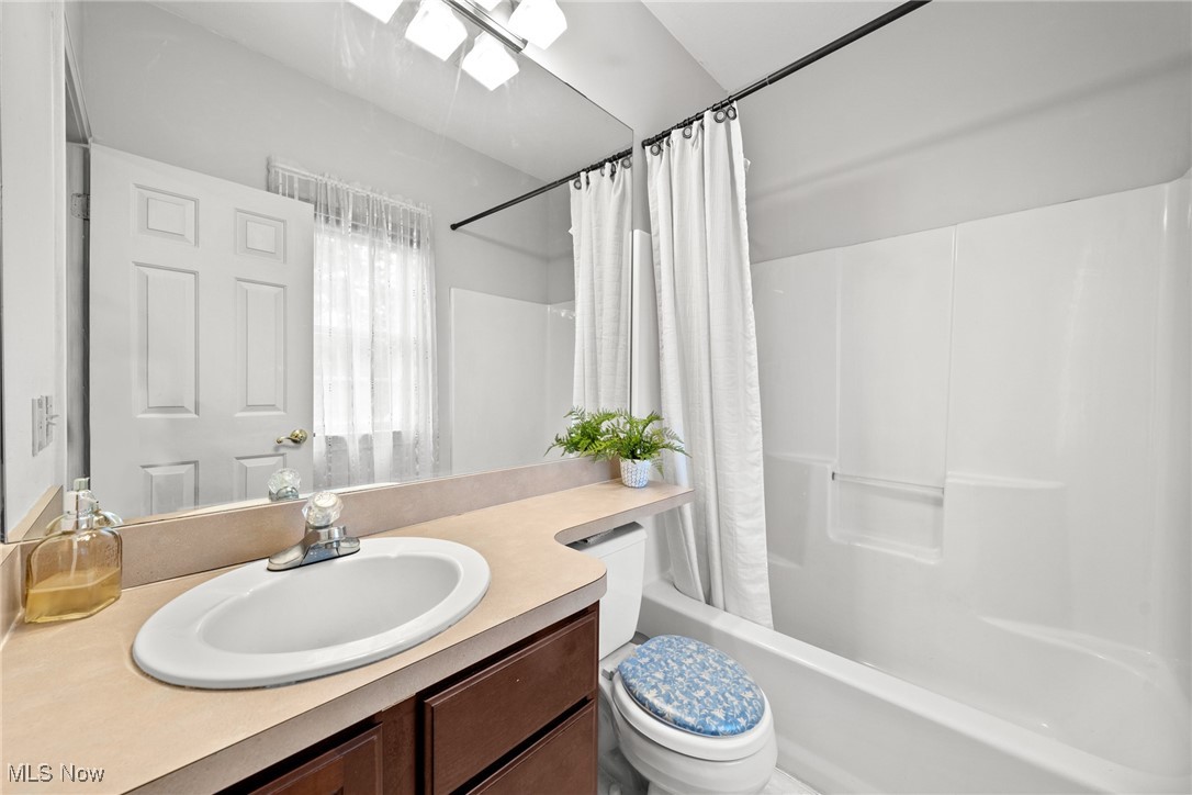 Woods/Williamsburg Ph III - Residential