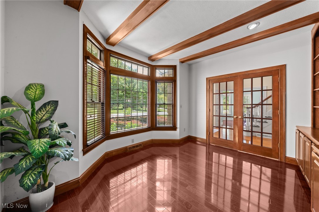 Woods/Williamsburg Ph III - Residential