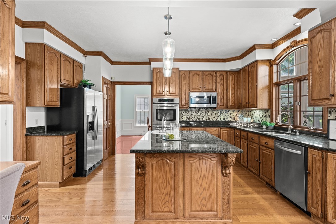 Woods/Williamsburg Ph III - Residential