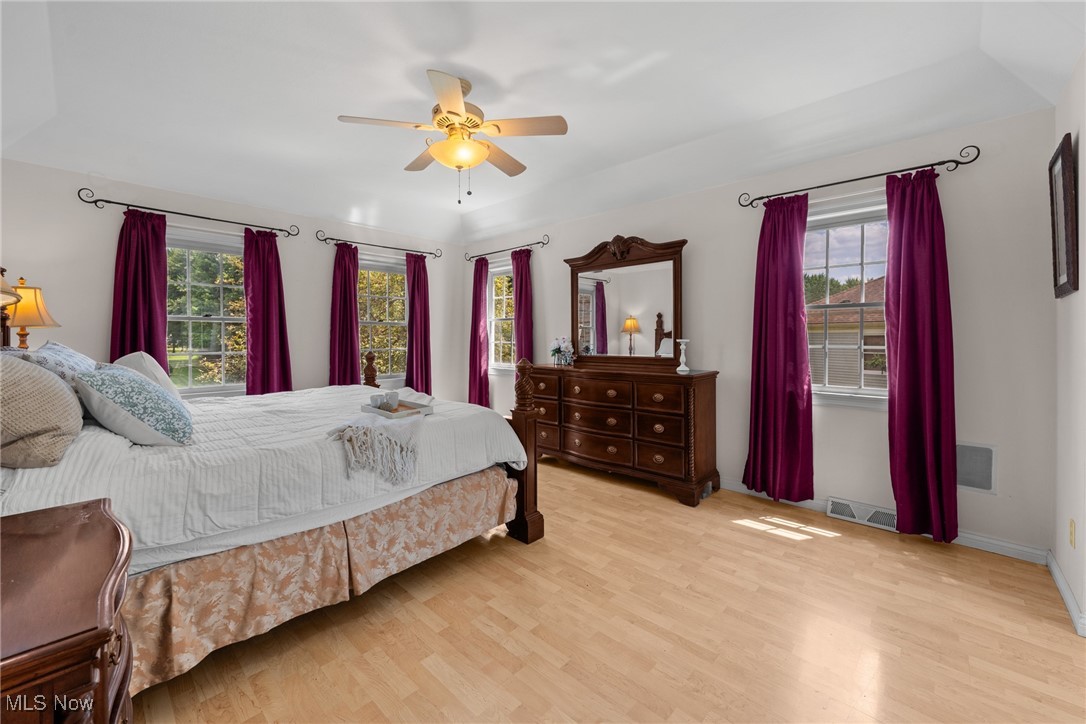 Woods/Williamsburg Ph III - Residential