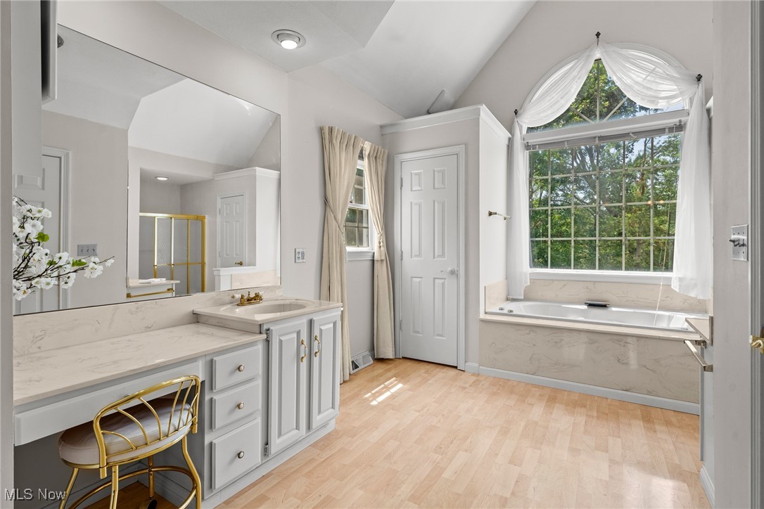 Woods/Williamsburg Ph III - Residential