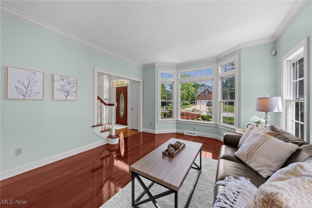 Woods/Williamsburg Ph III - Residential