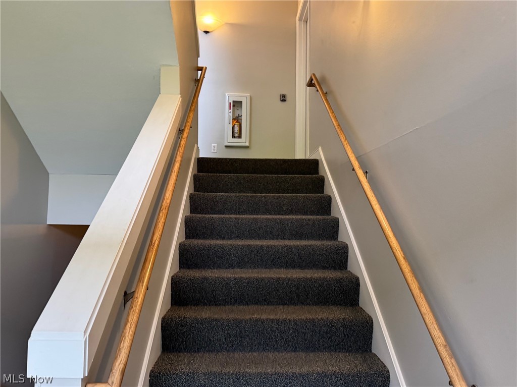 Enclave/Rosemont Rdg Condo - Residential