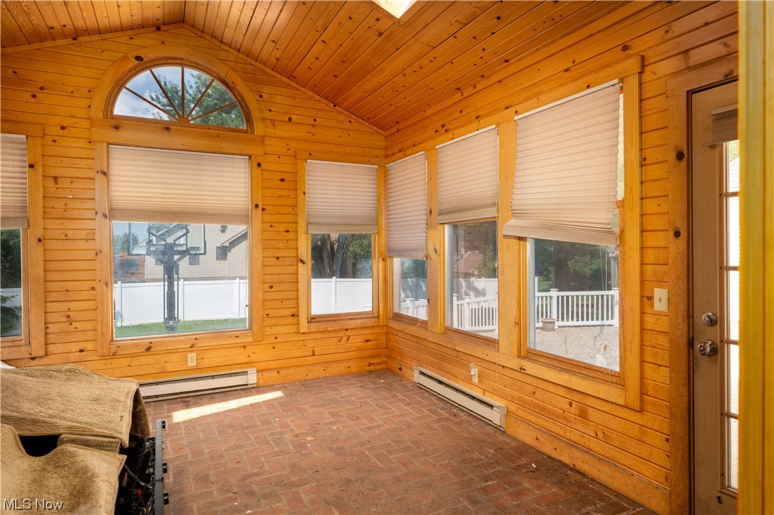 Foxchase Hills - Residential