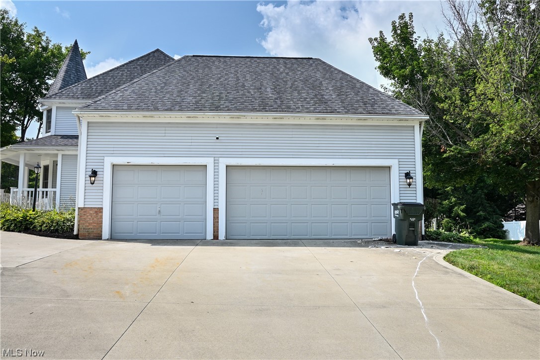 Foxchase Hills - Residential