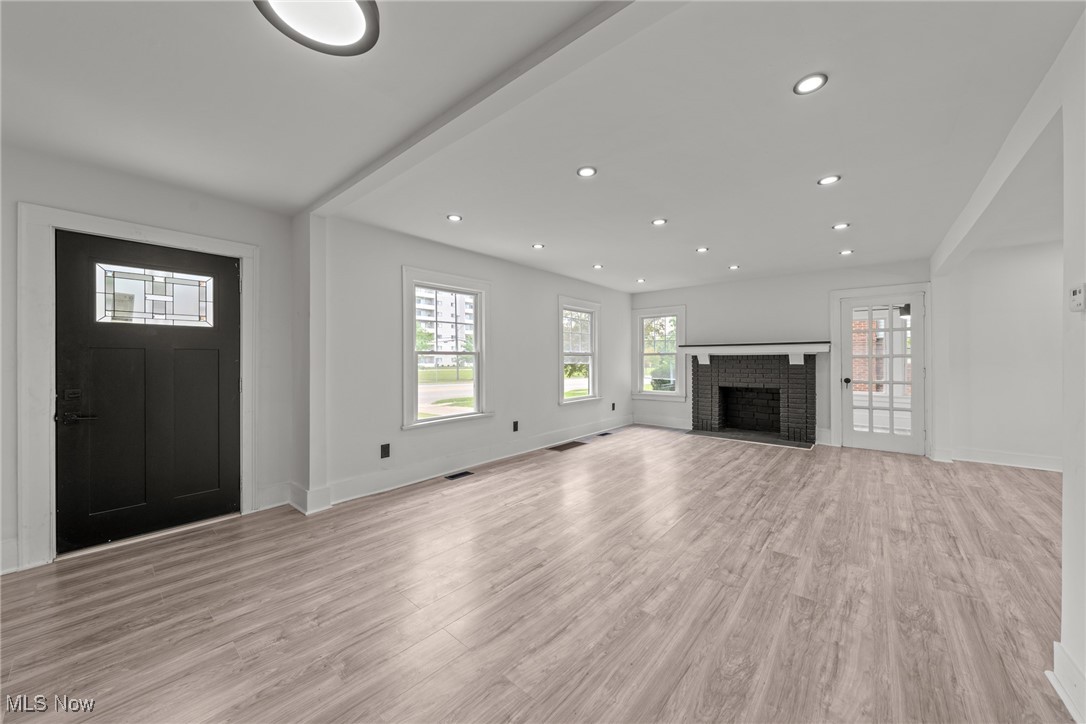 Lake Overlook - Residential