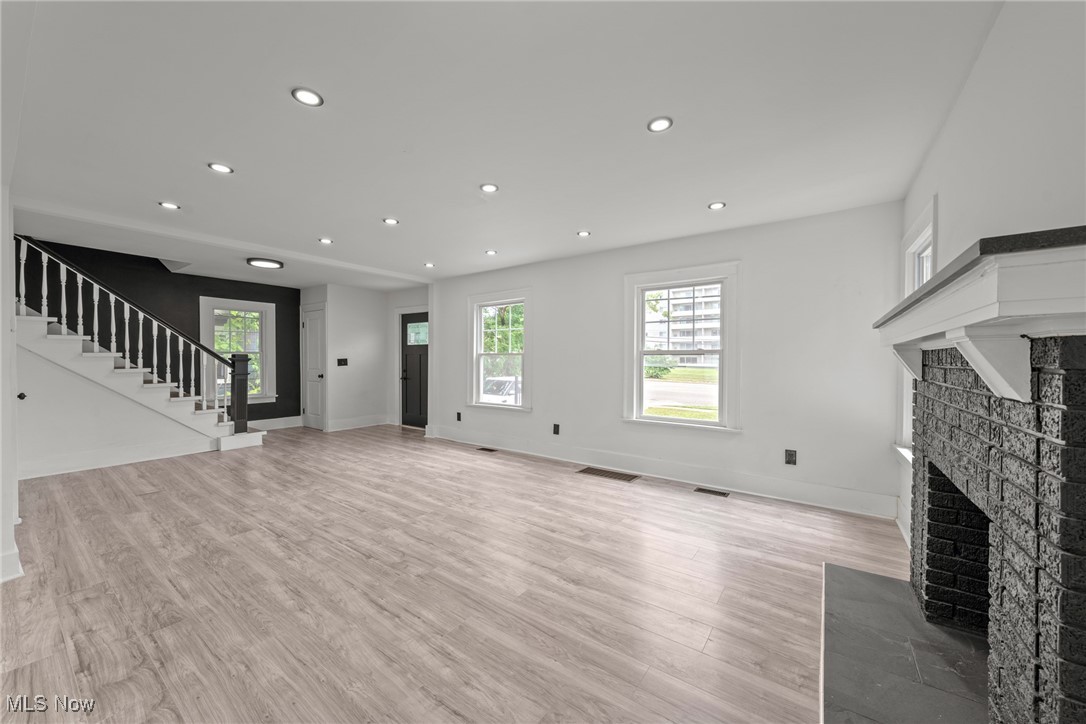 Lake Overlook - Residential