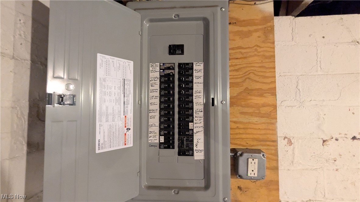 Crestwood - Residential