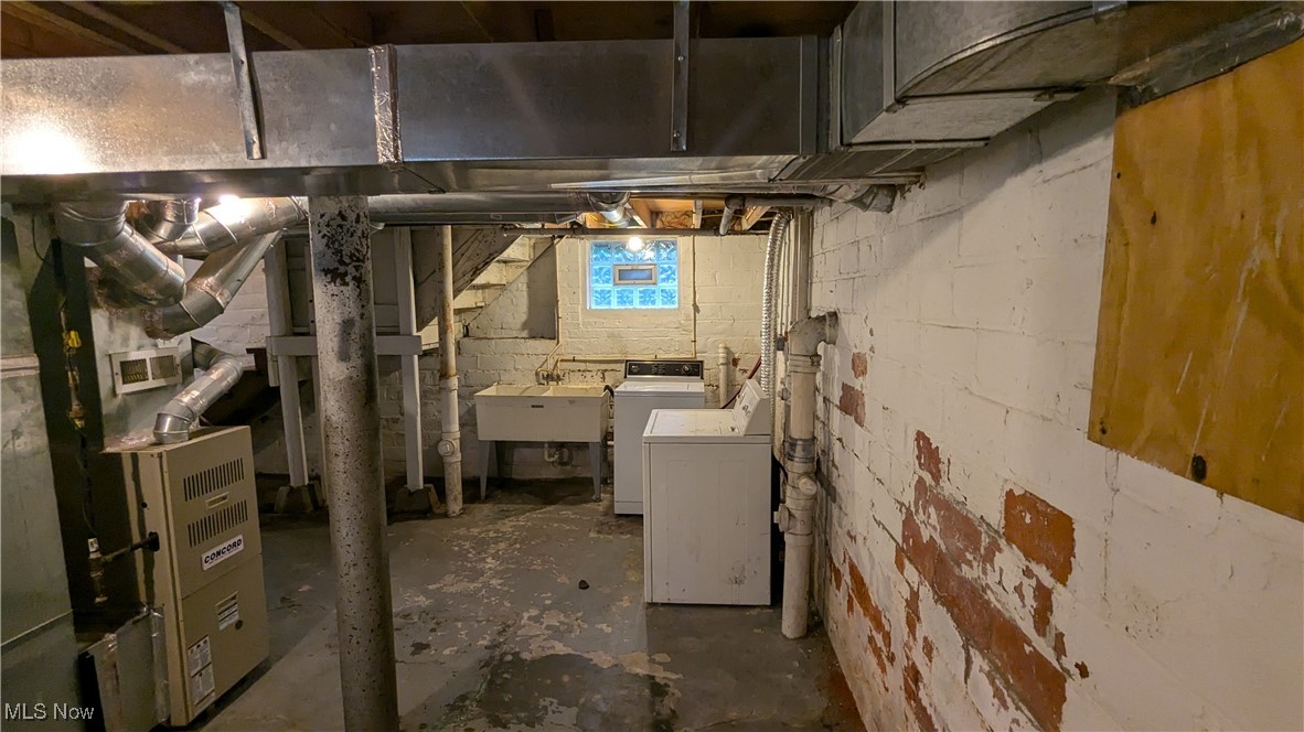 Crestwood - Residential