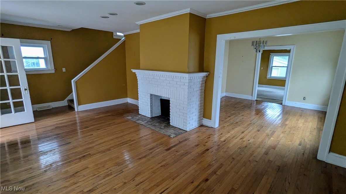 Crestwood - Residential