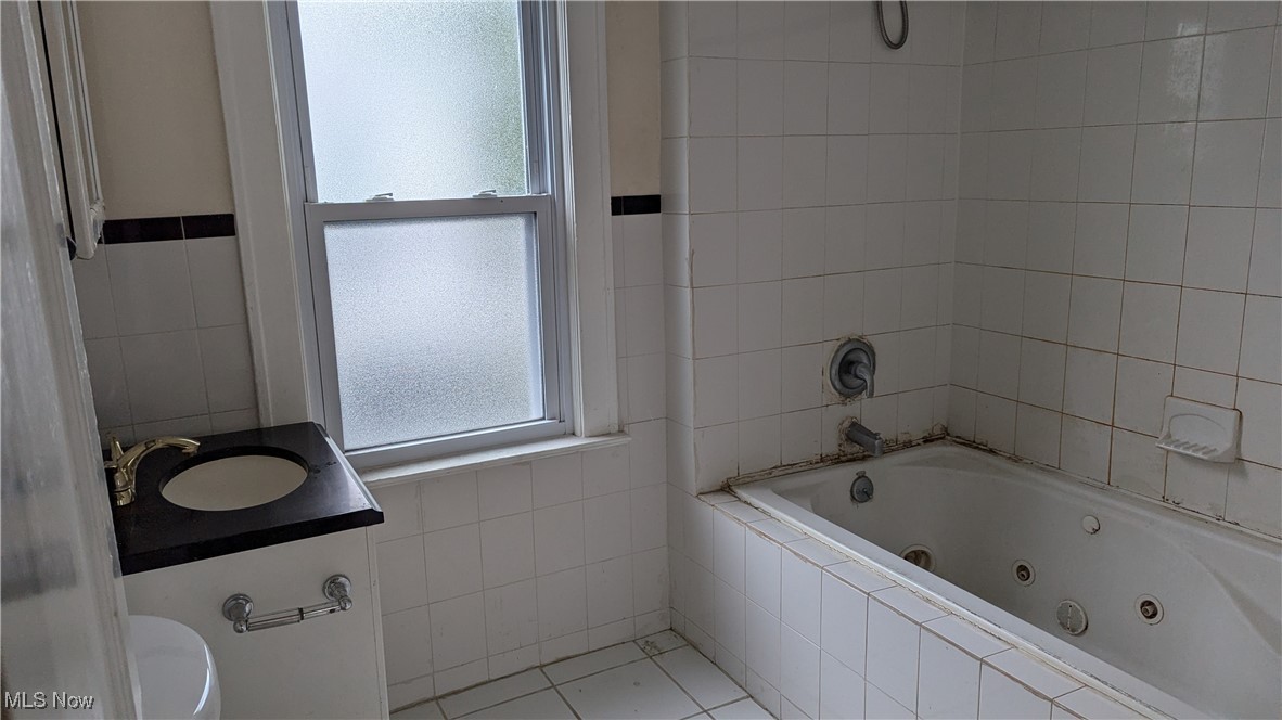 Crestwood - Residential