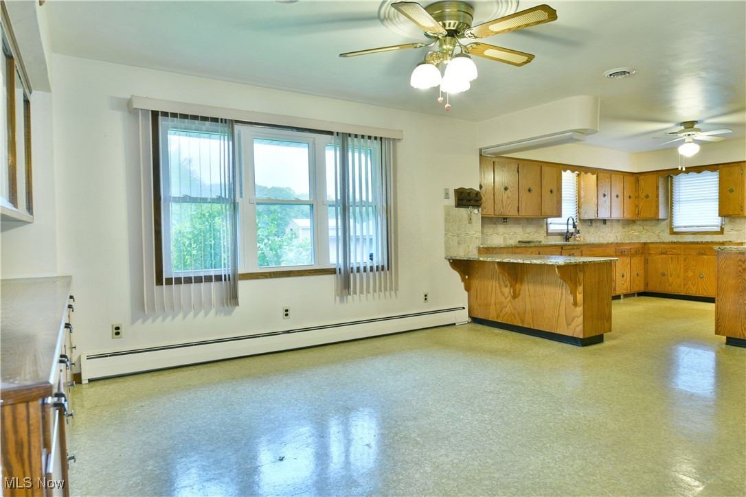 894 Bedford Road, Lowellville, Ohio image 11