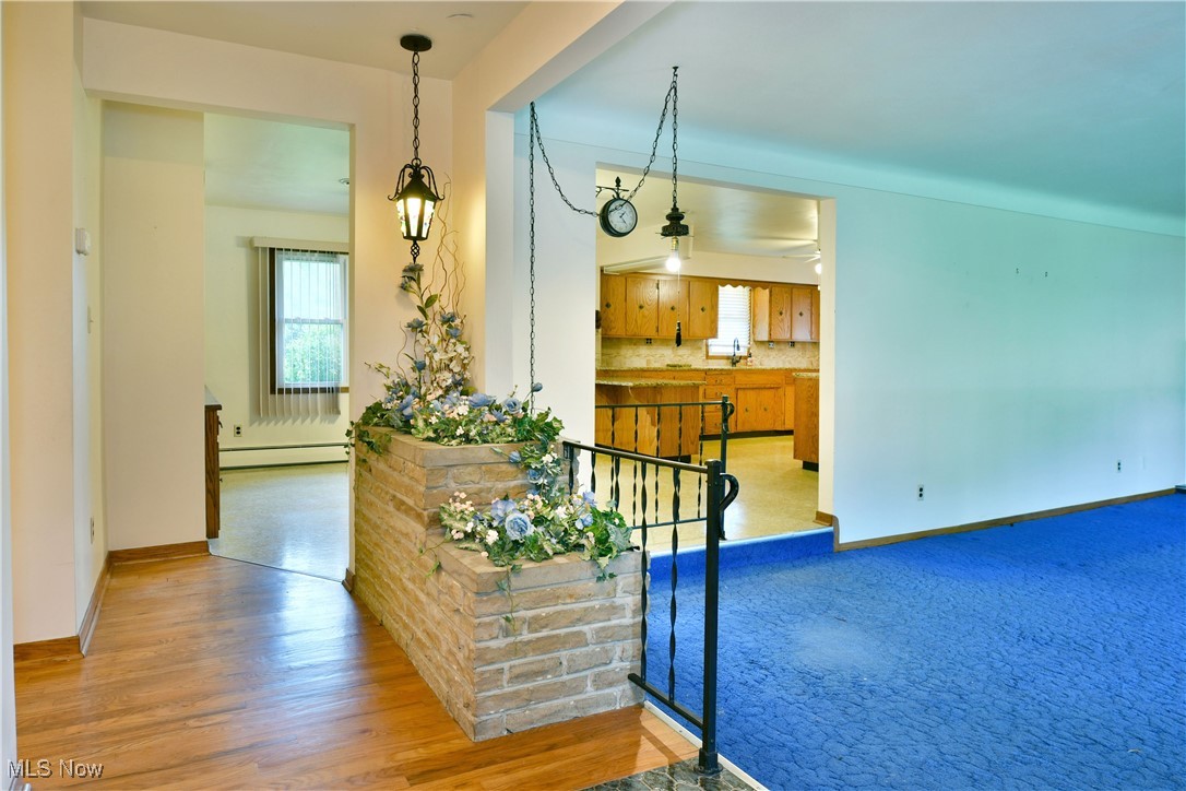 894 Bedford Road, Lowellville, Ohio image 7