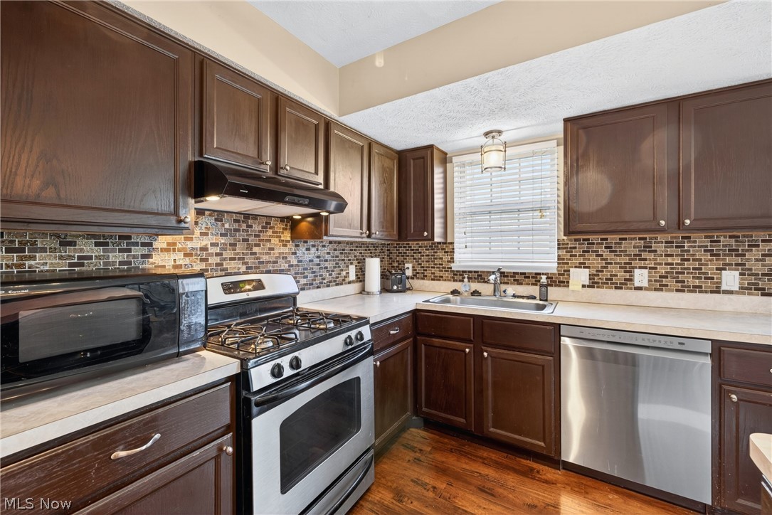 Smugglers Cove Condo - Residential