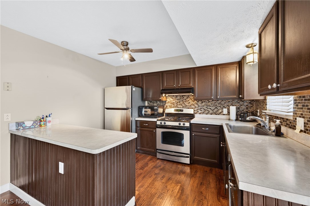 Smugglers Cove Condo - Residential