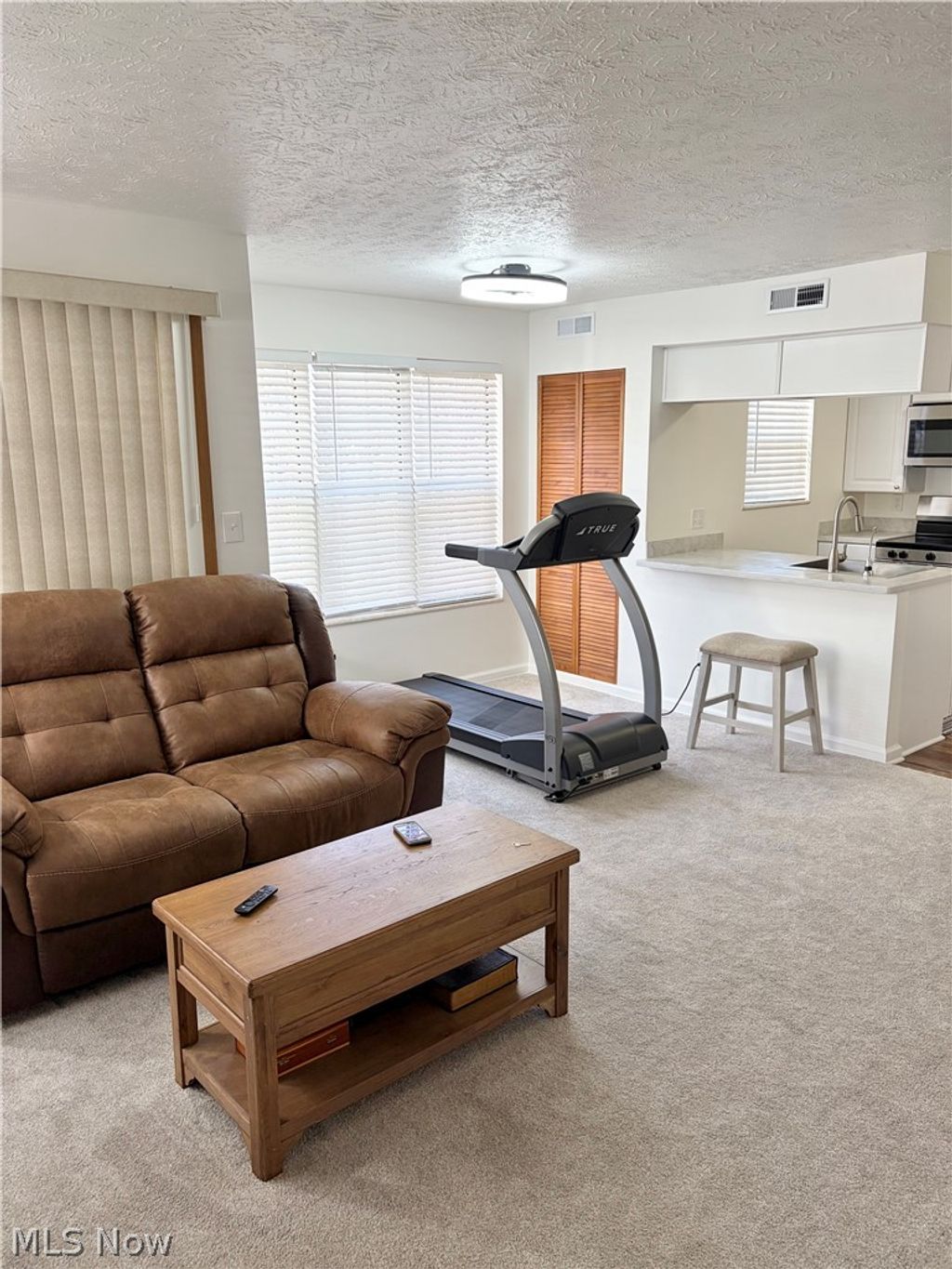 Photo of 2305 Stoney Run Trail, Broadview Heights, OH 44147 (MLS # 5192904)