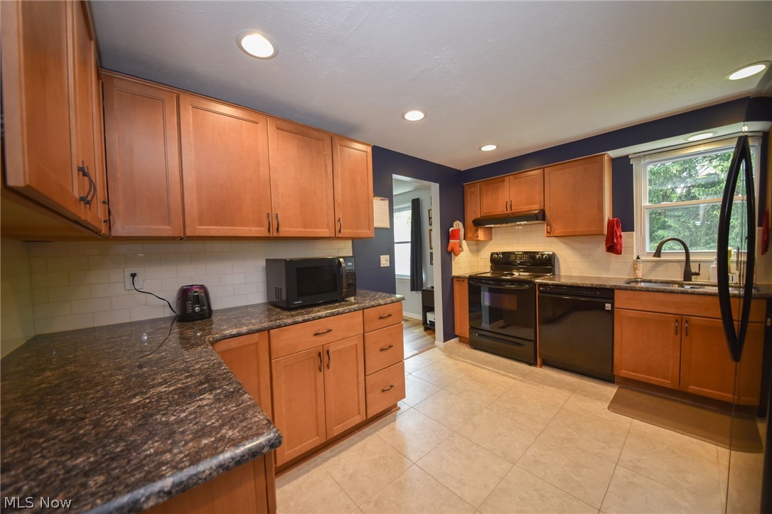 Falling Oaks - Residential