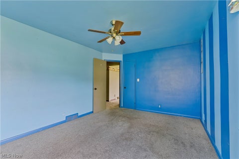 Tiny photo for 5349 Middletown Road E, New Middletown, OH 44442 (MLS # 5240797)