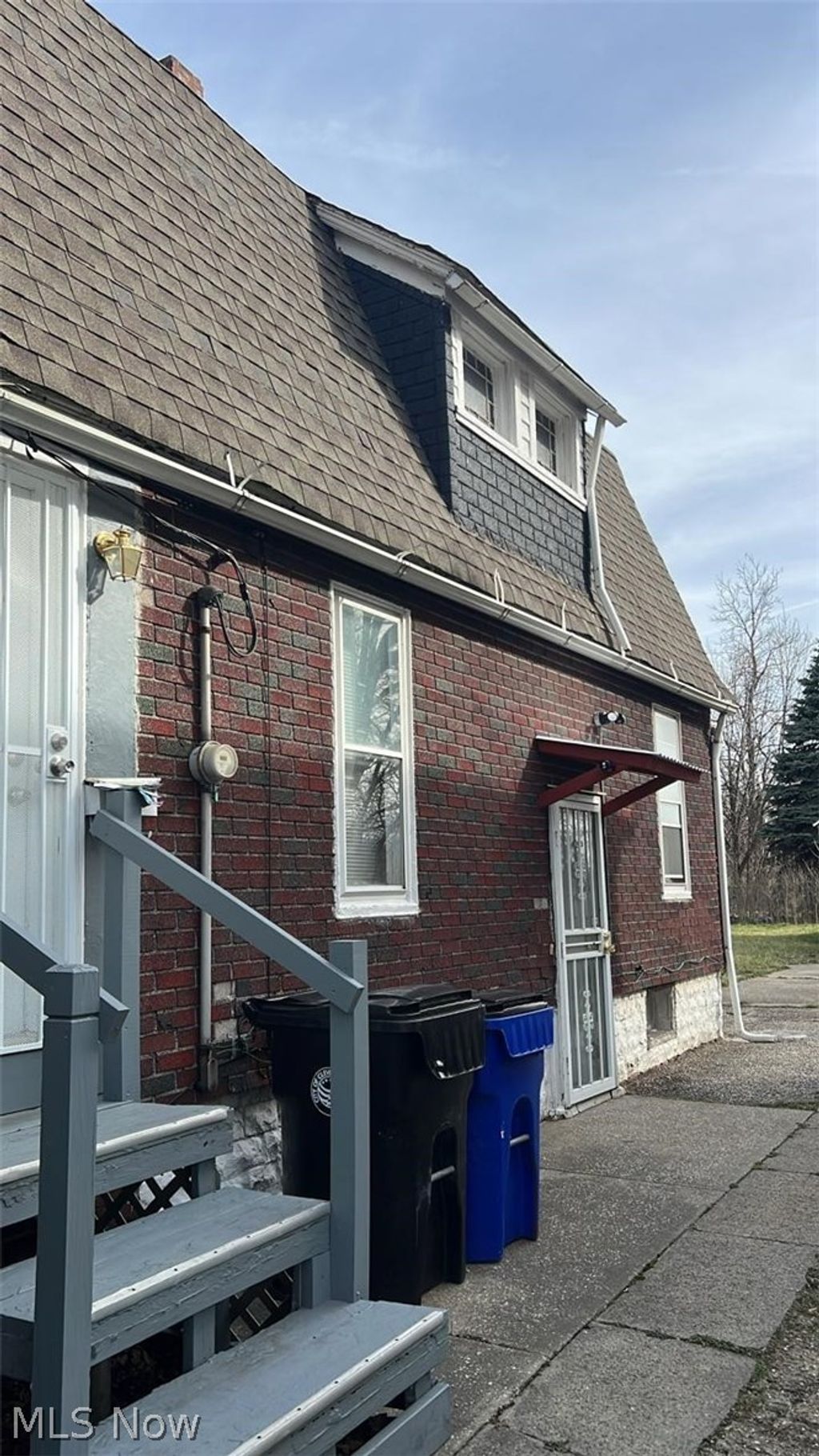 Photo of 14812 Westropp Avenue, Cleveland, OH 44110 (MLS # 5195173)