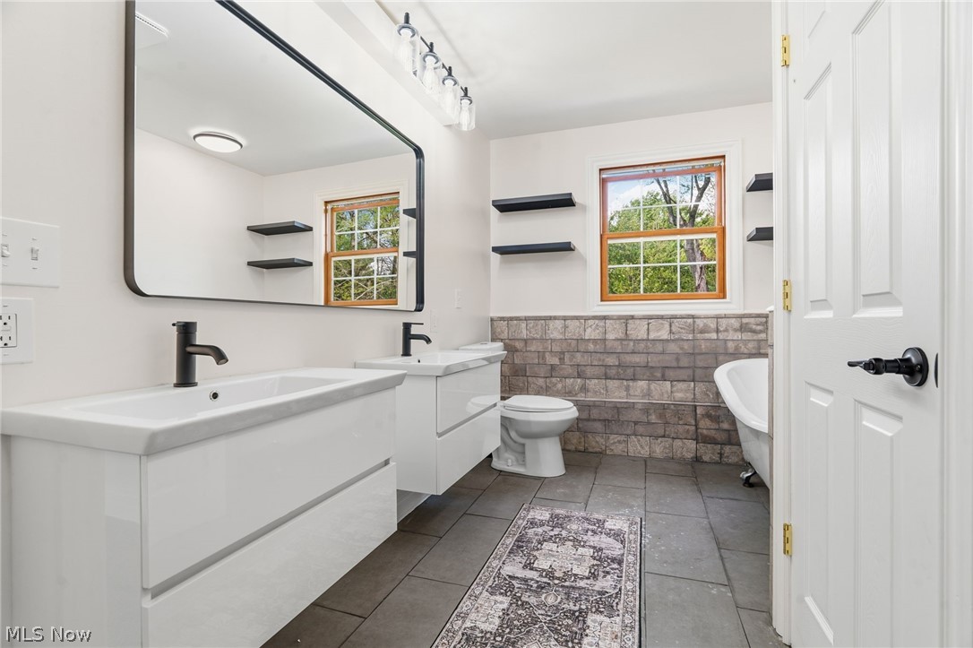SE Ruhama Heights - Residential