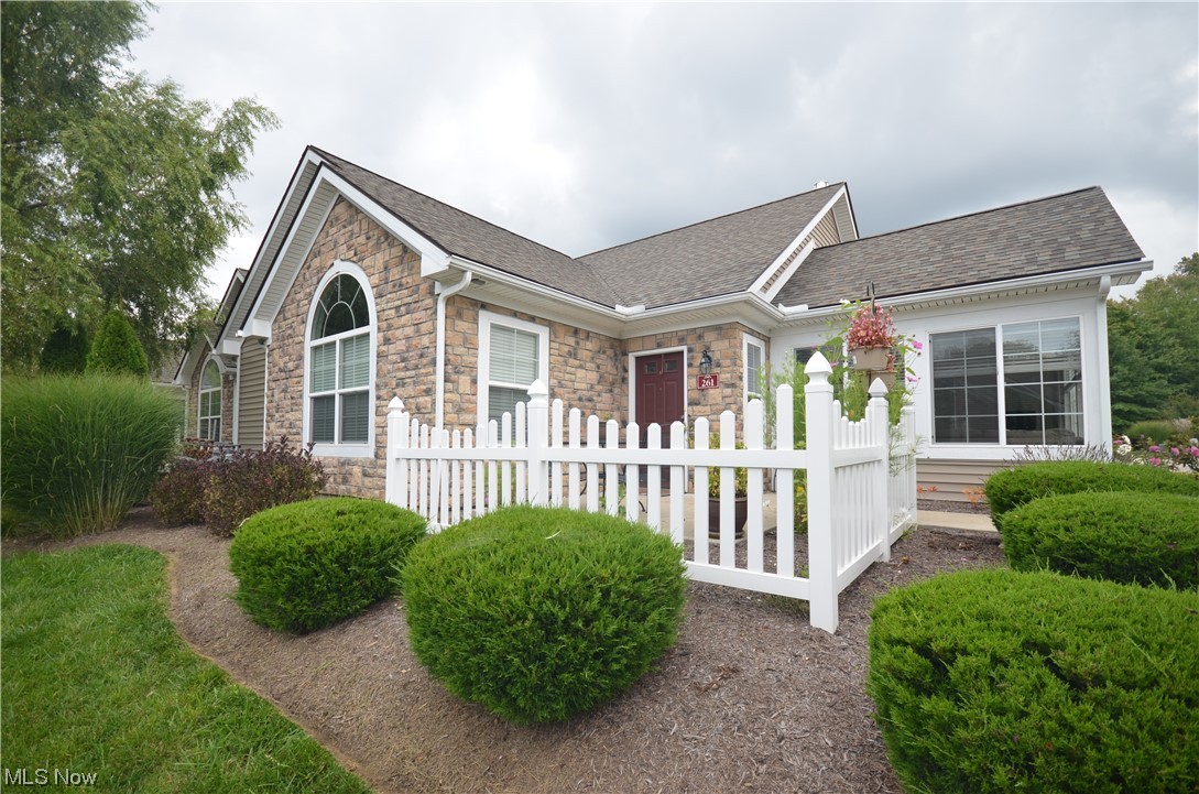 Crossings/Golden Pond Condo Bl - Residential