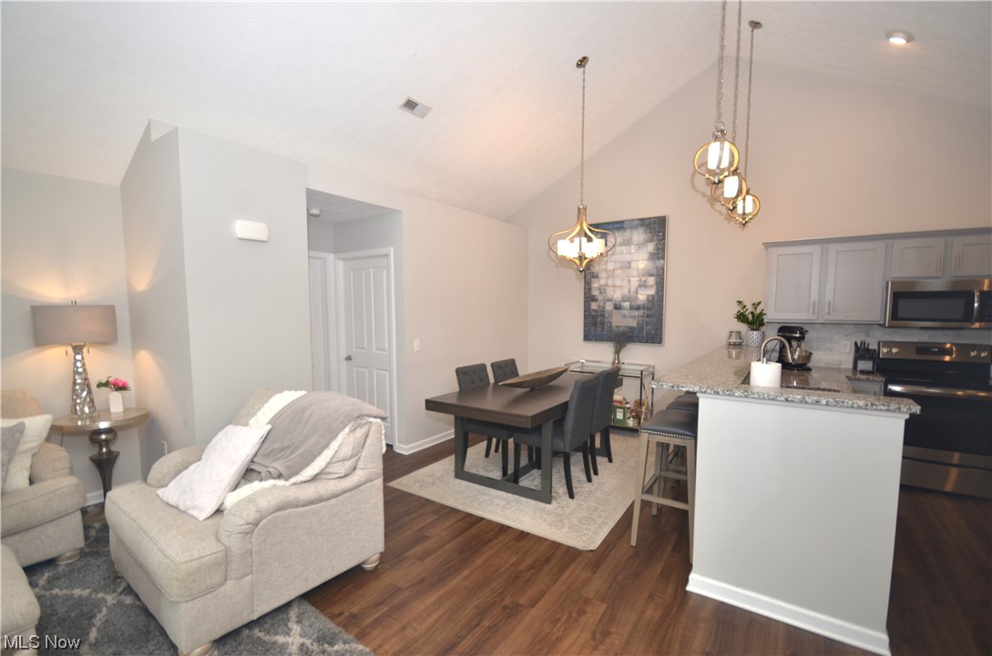 Crossings/Golden Pond Condo Bl - Residential