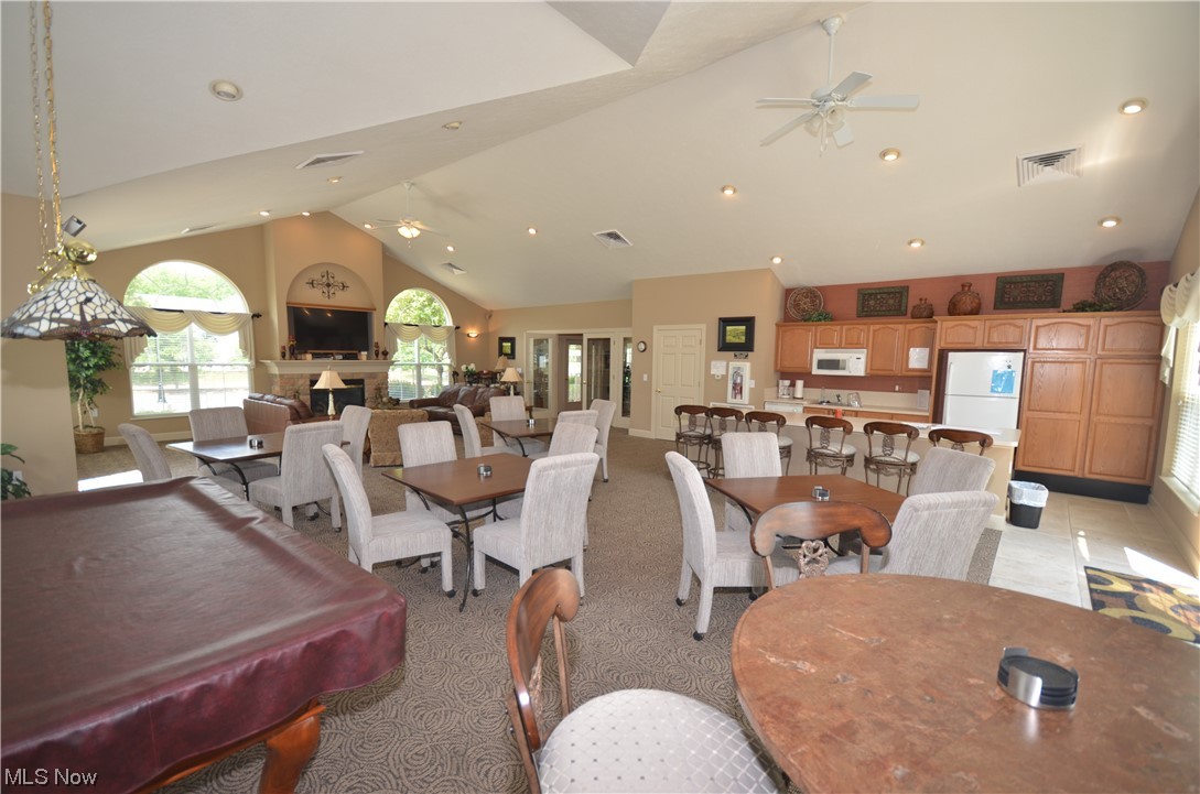 Crossings/Golden Pond Condo Bl - Residential