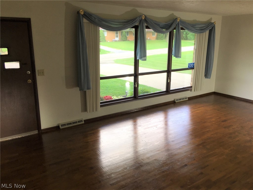 Dee Mar - Residential