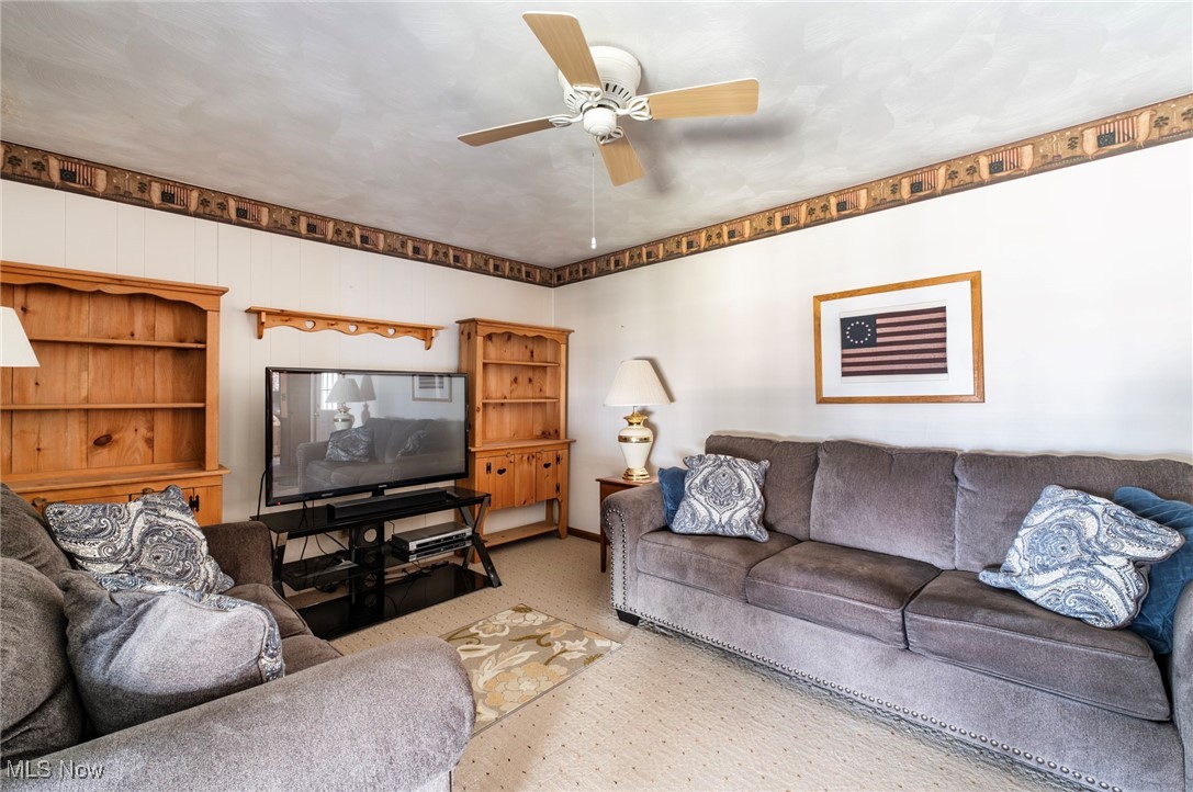 4566 Sheffield Drive, Austintown, Ohio image 24