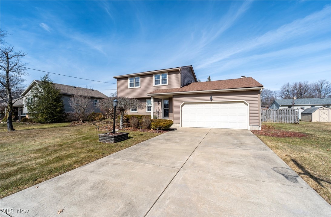 4566 Sheffield Drive, Austintown, Ohio image 2