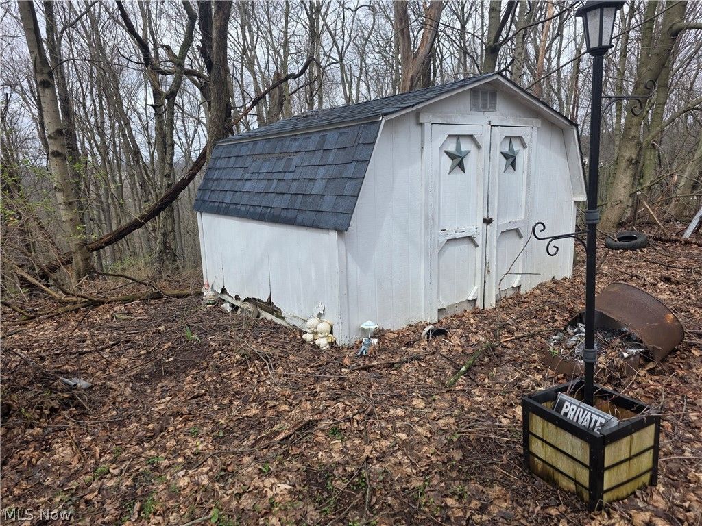 Photo of 2031 Pickering Street, East Liverpool, OH 43920 (MLS # 5200985)