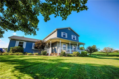 Homes For Sale - 3475 Swallen Avenue<br/> Louisville, OH 44641