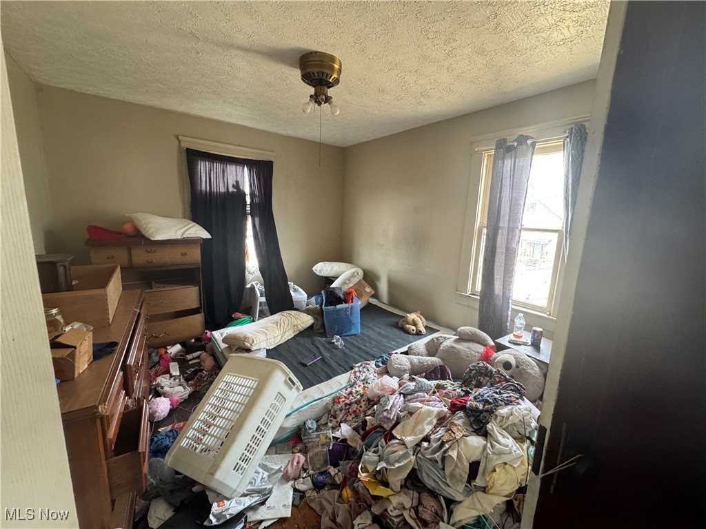 642 St Clair Avenue, Warren, Ohio image 6