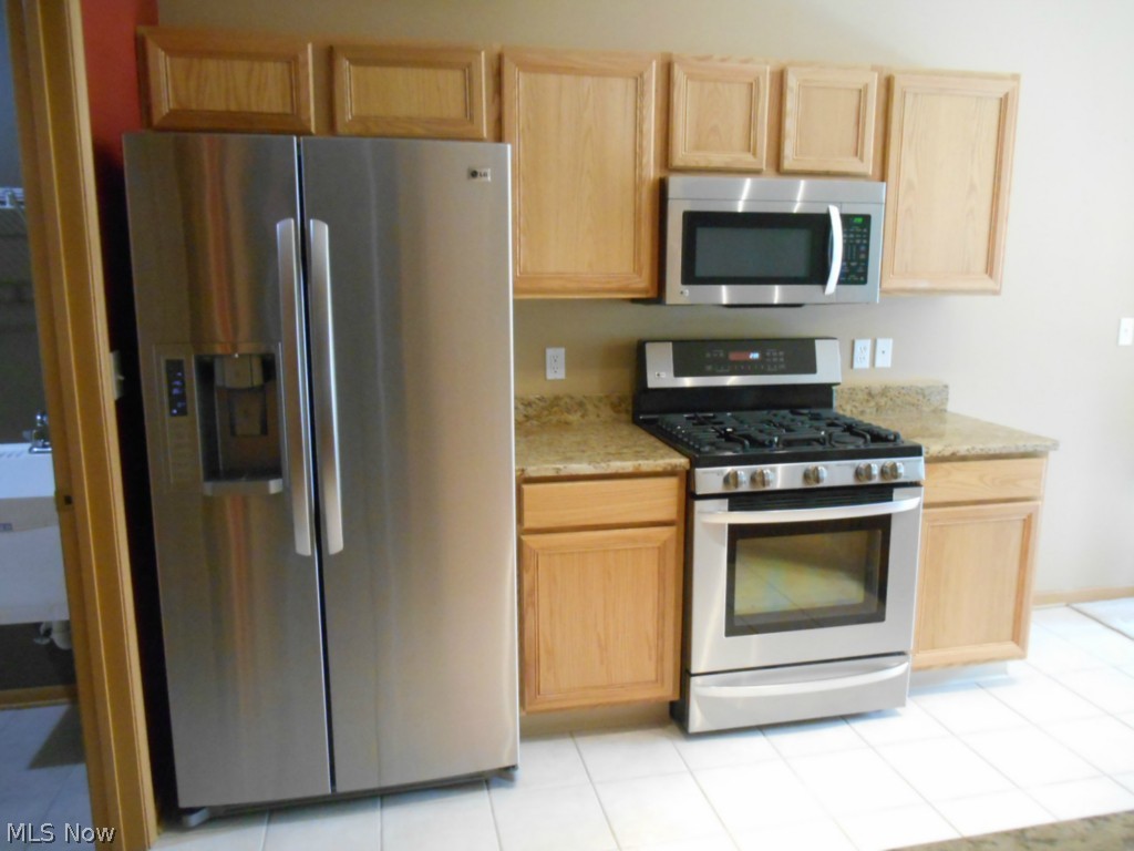 Reserve Square - Residential